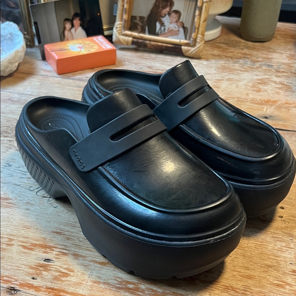 CROCS Black Platform Loafers